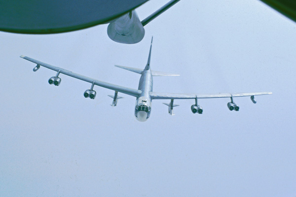 B-52G from Dow AFB re fueling wth KC-135 tanker