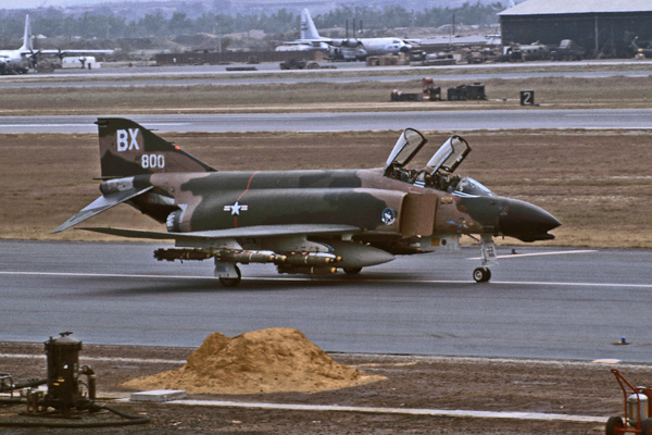 F-4C at Danang with general purpose bombs